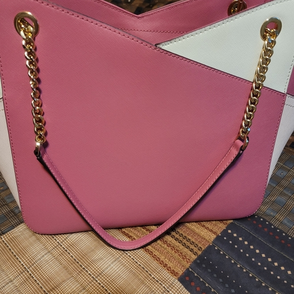 Michael Kors purse - Picture 4 of 4